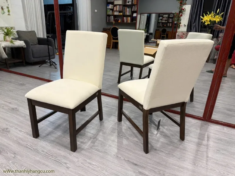 Ghế ăn gỗ nệm (hàng xuất dư mới nguyên thùng) - Nội thất thanh lý giá 580.000&nbsp;₫ danh mục Ghế